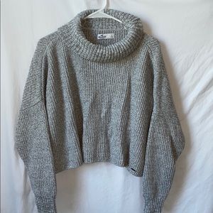 Turtle neck Hollister sweater size: S